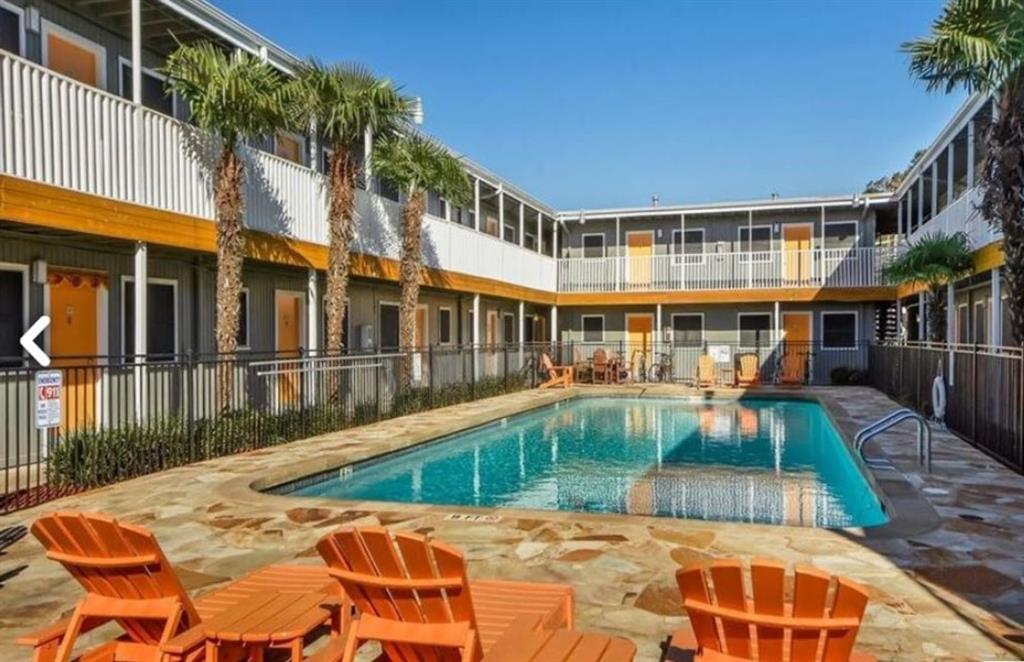 Photo - 2401 Manor Rd Condo Unit 124