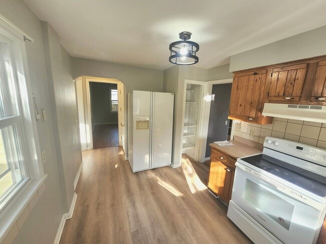 Photo - Spacious 4bd apt | Laundry hooks ups | Off street parking