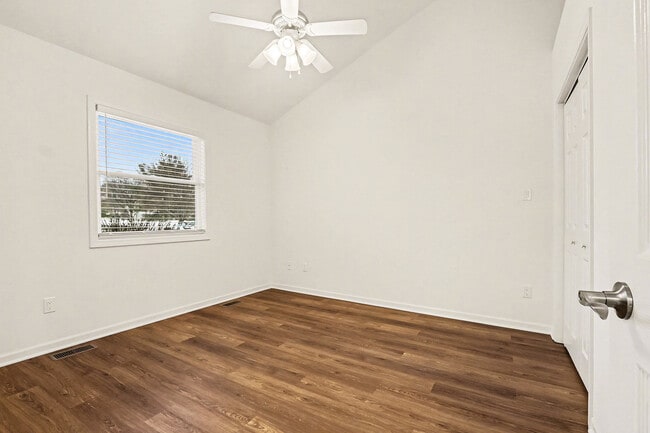 Photo - 408 Jackson St