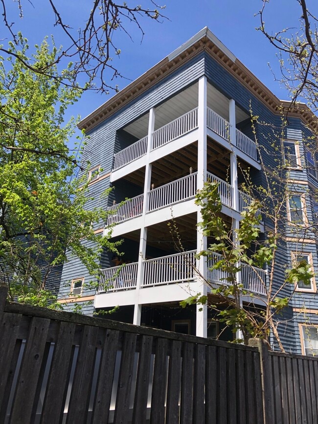 Photo - 268 Broadway Unit 3