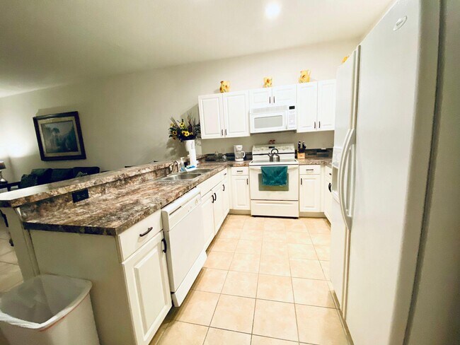 3127 Sun Lake Ct