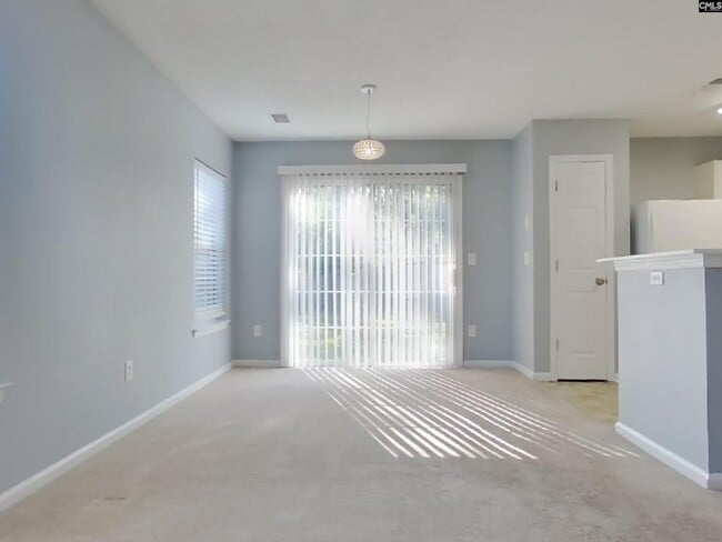 Photo - 156 Springway Dr