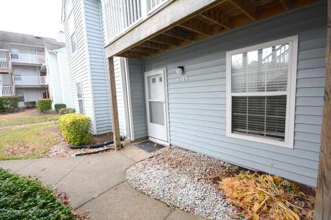 Photo - Great Neck Landing