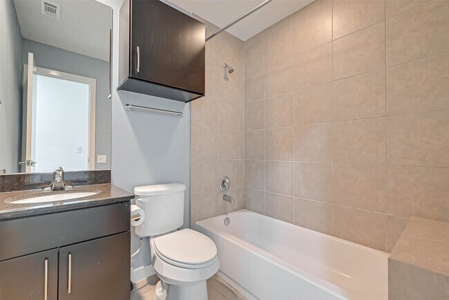 Photo - 2932 Cline St