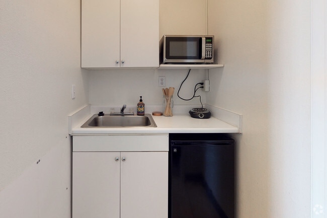 Estudio - C1 - The Garden District