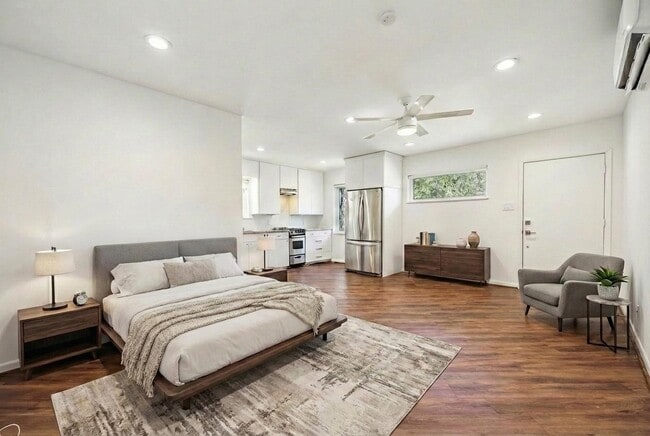 Building Photo - 6306 Pineshade Ln