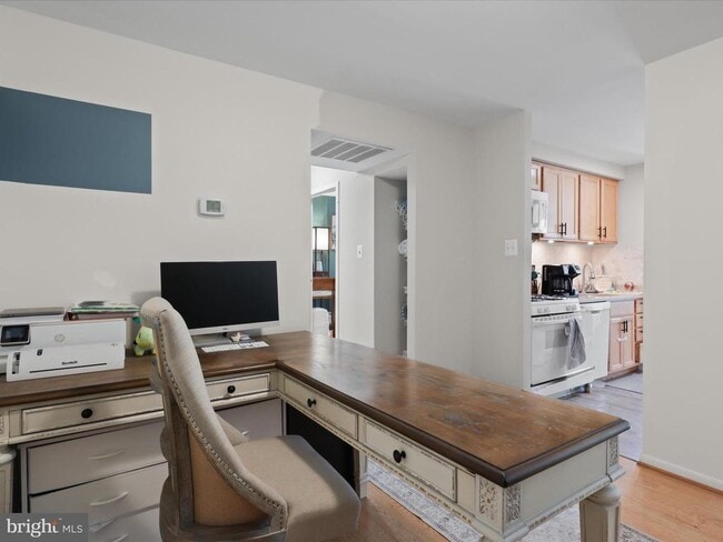 Photo - 11232 Chestnut Grove Square Unidad 234