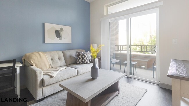 Building Photo - 1711 Caroline St