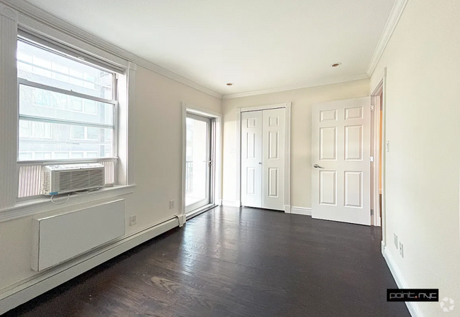 Building Photo - 3 bedroom in nyc NY 10011 Rental