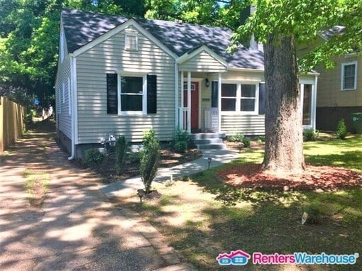 Photo - 1779 S Olympian Way SW
