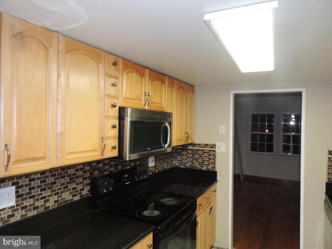 Photo - 2915 Pheasant Ln