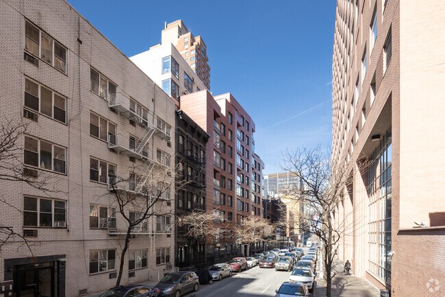 Photo - Hudson Hill Condominium