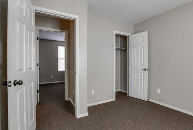 Photo - Center Way Apartments Townhomes Unidad A