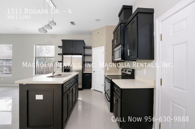 Photo - 1311 Bodark Dr Unit 4