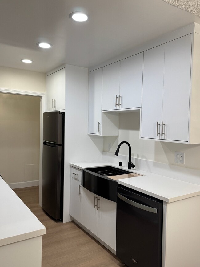 Photo - 1800 Camden Ave Unit 102