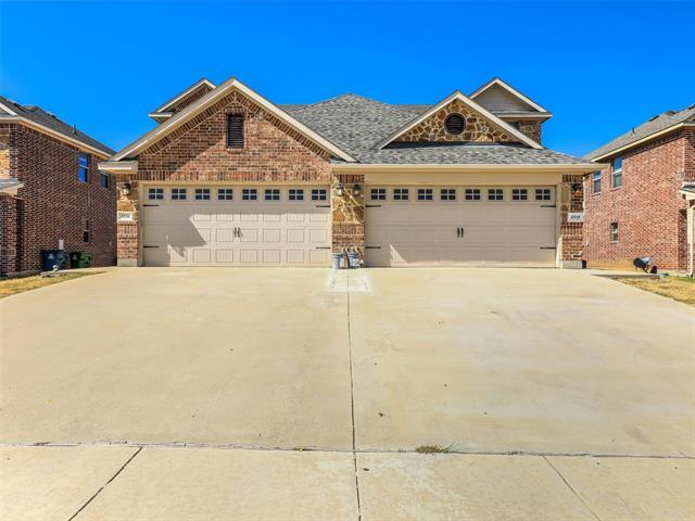 Photo - 4916 Villas Dr