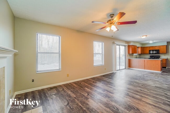 Photo - 2722 Hardwood Ave