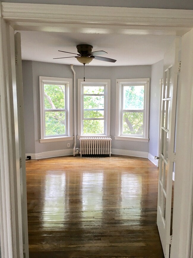 Building Photo - 39 Summit Ave Unit 2 Rental