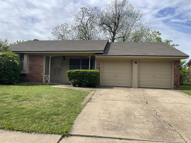 Building Photo - 2310 Gilbert Cir