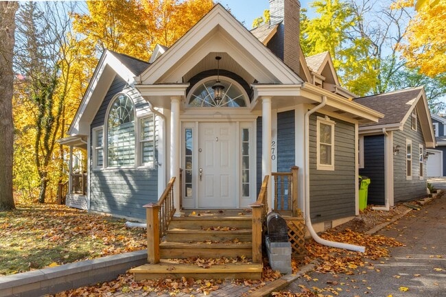 Photo - 270 S Center St