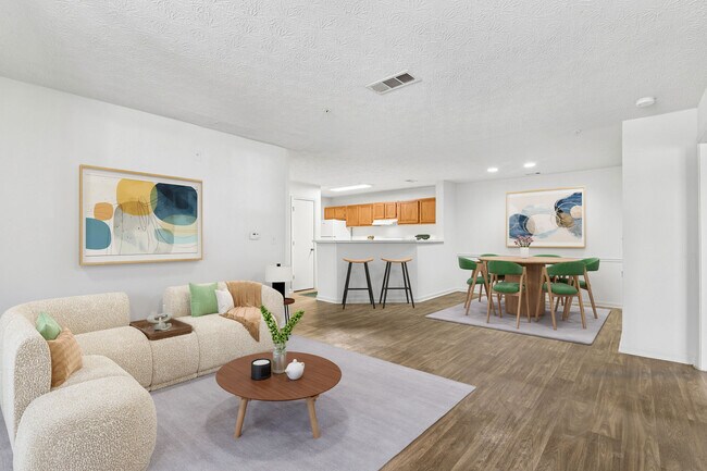 Building Photo - Ellington Woods