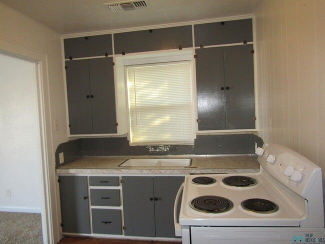 Photo - 706 S 2nd St