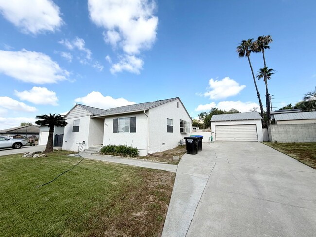Building Photo - Spacious Monterey Park Home with Large Lot