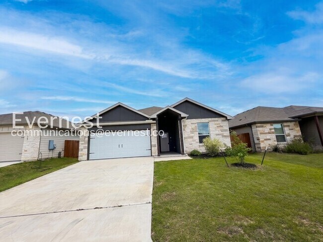 Photo - 2231 Hornbeam St