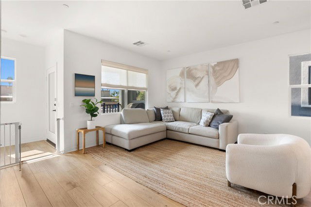 Photo - 519 Caleigh Ln