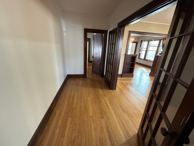 Photo - 411 Ellis St