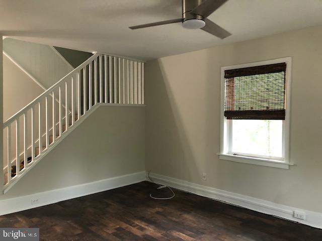 Building Photo - 920 Collings Ave