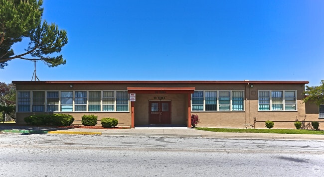 Photo - Hunters Point East