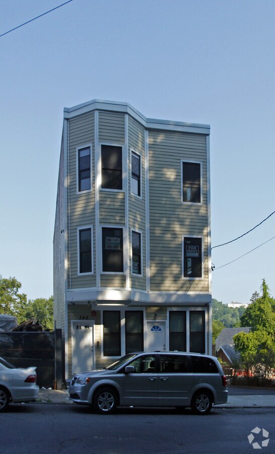 Photo - 348 Ashburton Ave