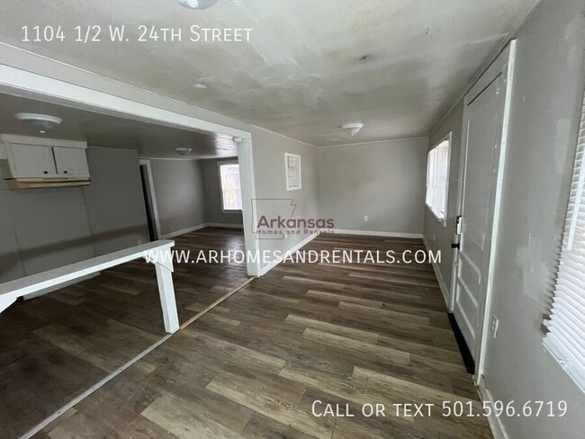 Photo - 1104 1/2 W. 24th Street-