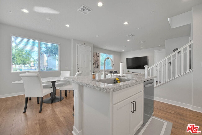 Photo - 629 Daniel Freeman Cir