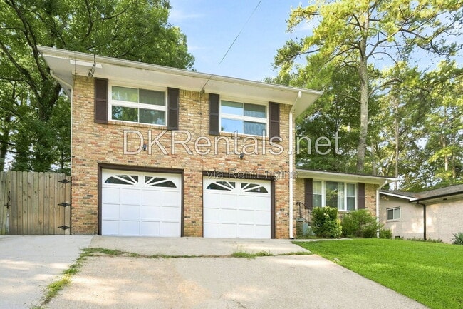 Photo - 2494 Glenrock Dr