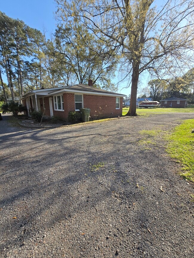 Photo - 617 Lexington Ave