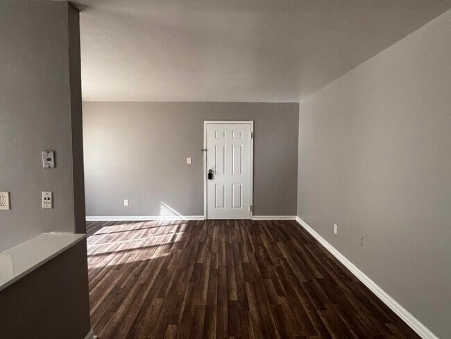 Photo - 13955 Superior Rd Unidad 102
