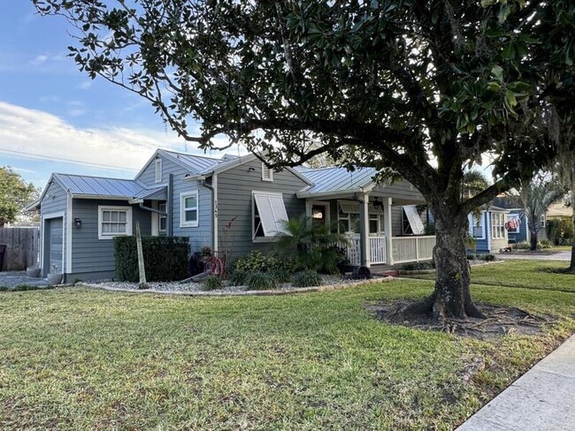 Building Photo - 1345 W Smith St