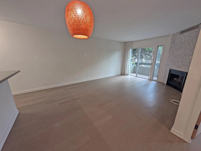 Photo - 850 2nd St Unidad 209