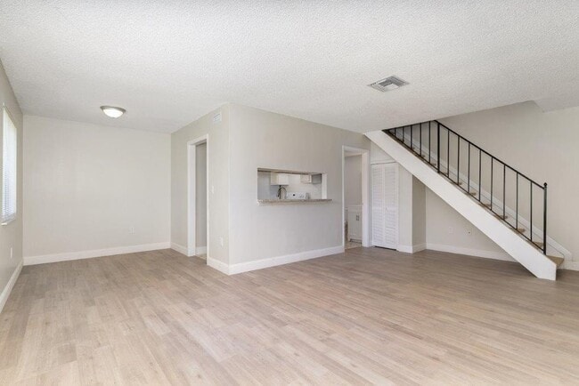 Photo - 4112 Yellow Pine Ln Unit 28-2