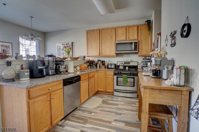 Building Photo - 119 Conover Terrace