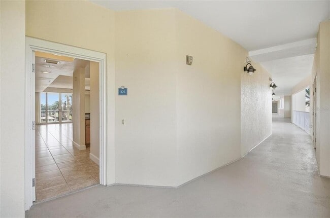 Photo - 102 Yacht Harbor Dr Unit 376