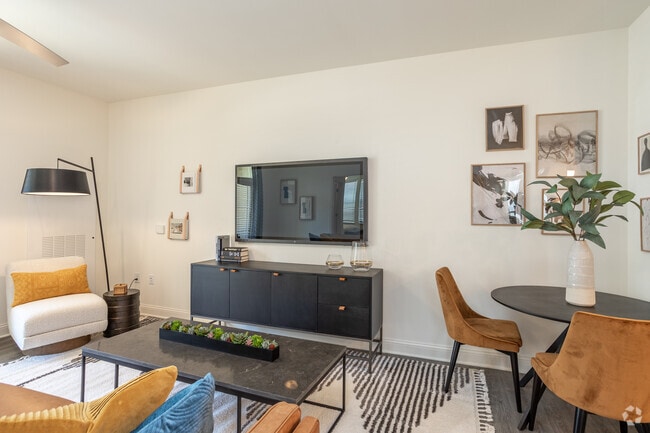 2BR, 2BA - 1084SF B2B - Living Area - Elevate the Crossings