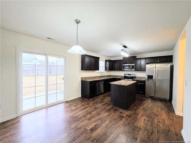 Photo - 331 Botanical Ct