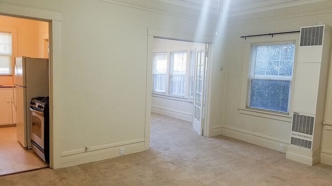 Photo - 20 Hensley St