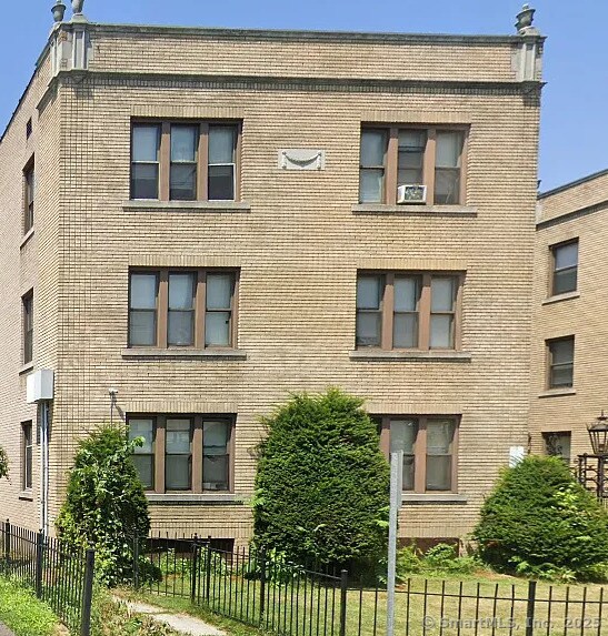 Photo - 35 Sumner St Apartment Unit C2