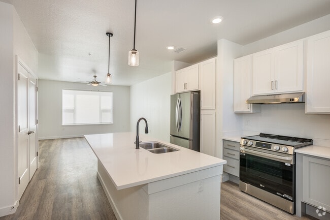 3HAB, 2BA - 1,230 ft² - Cocina/Sala de estar - Pine Ridge Crossings