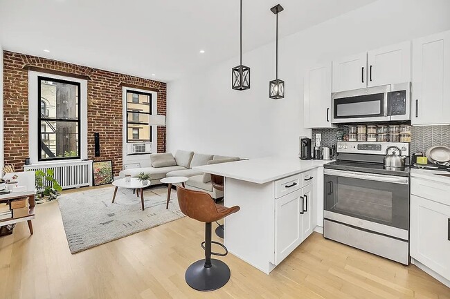 Photo - 304 Columbus Ave Unidad 3BC