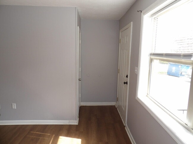 Photo - 902 Plaza Dr Unit 1